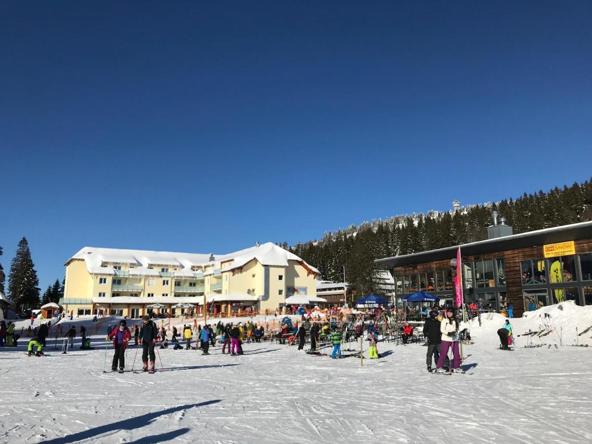 Ferienwohnung Feldberg Mit Whirlpool Direkt An Der Skipiste Εξωτερικό φωτογραφία