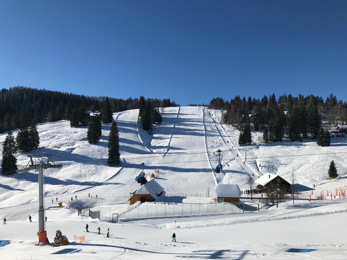 Ferienwohnung Feldberg Mit Whirlpool Direkt An Der Skipiste Εξωτερικό φωτογραφία